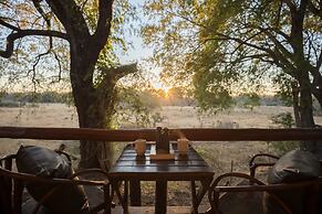 Karongwe Portfolio - Chisomo Safari Camp