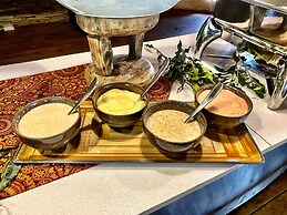 Karongwe Portfolio - Chisomo Safari Camp