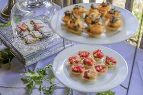 Karongwe Portfolio - Chisomo Safari Camp