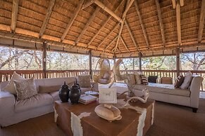 Karongwe Portfolio - Chisomo Safari Camp