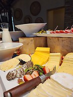 Karongwe Portfolio - Chisomo Safari Camp