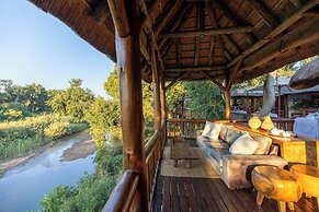 Karongwe - River Safari Lodge