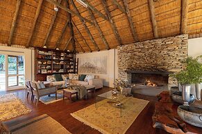 Karongwe - River Safari Lodge