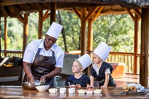 Karongwe - River Safari Lodge