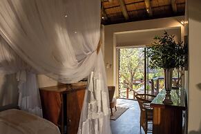 Karongwe - River Safari Lodge