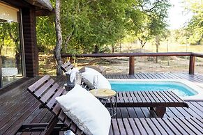 Karongwe - River Safari Lodge