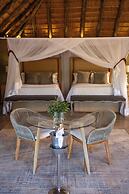 Karongwe - River Safari Lodge