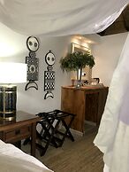 Karongwe Portfolio - Karongwe River Lodge