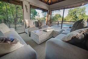 Karongwe Portfolio - Karongwe River Lodge