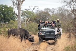 Karongwe - River Safari Lodge