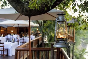 Karongwe - River Safari Lodge