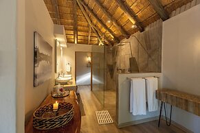 Karongwe - River Safari Lodge