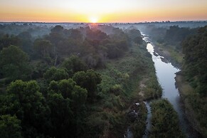 Karongwe - River Safari Lodge