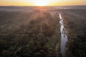 Karongwe - River Safari Lodge