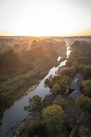 Karongwe - River Safari Lodge