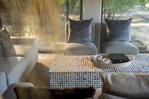 Karongwe - River Safari Lodge
