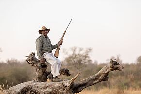 Karongwe Portfolio - Karongwe River Lodge