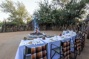 Karongwe - River Safari Lodge