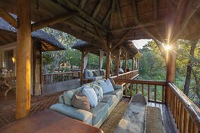 Karongwe - River Safari Lodge