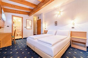 Pineta Pastry Hotel