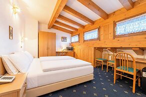 Pineta Pastry Hotel