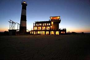 Pelican Point Lodge