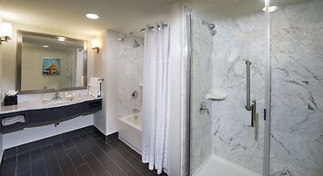 Hilton Garden Inn Charleston Waterfront/Downtown