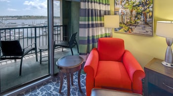 Hilton Garden Inn Charleston Waterfront/Downtown