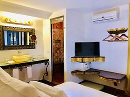 HERENCIA By Hosting House