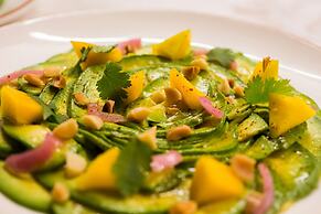 HERENCIA By Hosting House