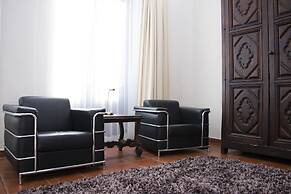 HERENCIA By Hosting House