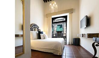 HERENCIA By Hosting House