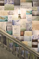 American Trade Hotel