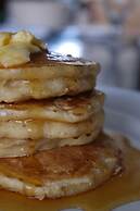 American Trade Hotel