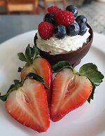 American Trade Hotel