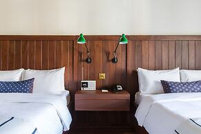 American Trade Hotel