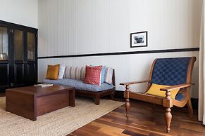 American Trade Hotel