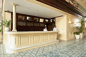 American Trade Hotel