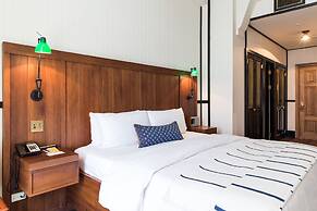 American Trade Hotel