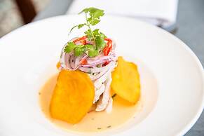 American Trade Hotel