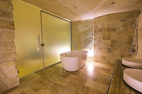 Ortahisar Cave Hotel