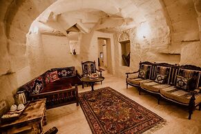 Ortahisar Cave Hotel