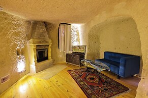 Ortahisar Cave Hotel
