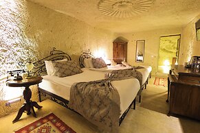 Ortahisar Cave Hotel