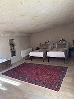 Ortahisar Cave Hotel
