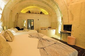 Ortahisar Cave Hotel