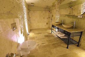 Ortahisar Cave Hotel