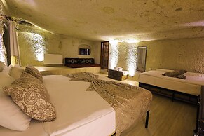 Ortahisar Cave Hotel