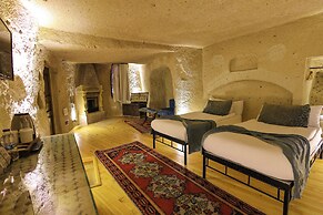Ortahisar Cave Hotel