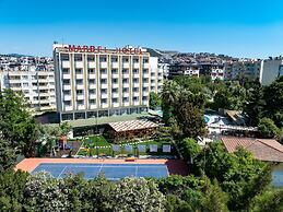Marbel Hotel by Palm Wings